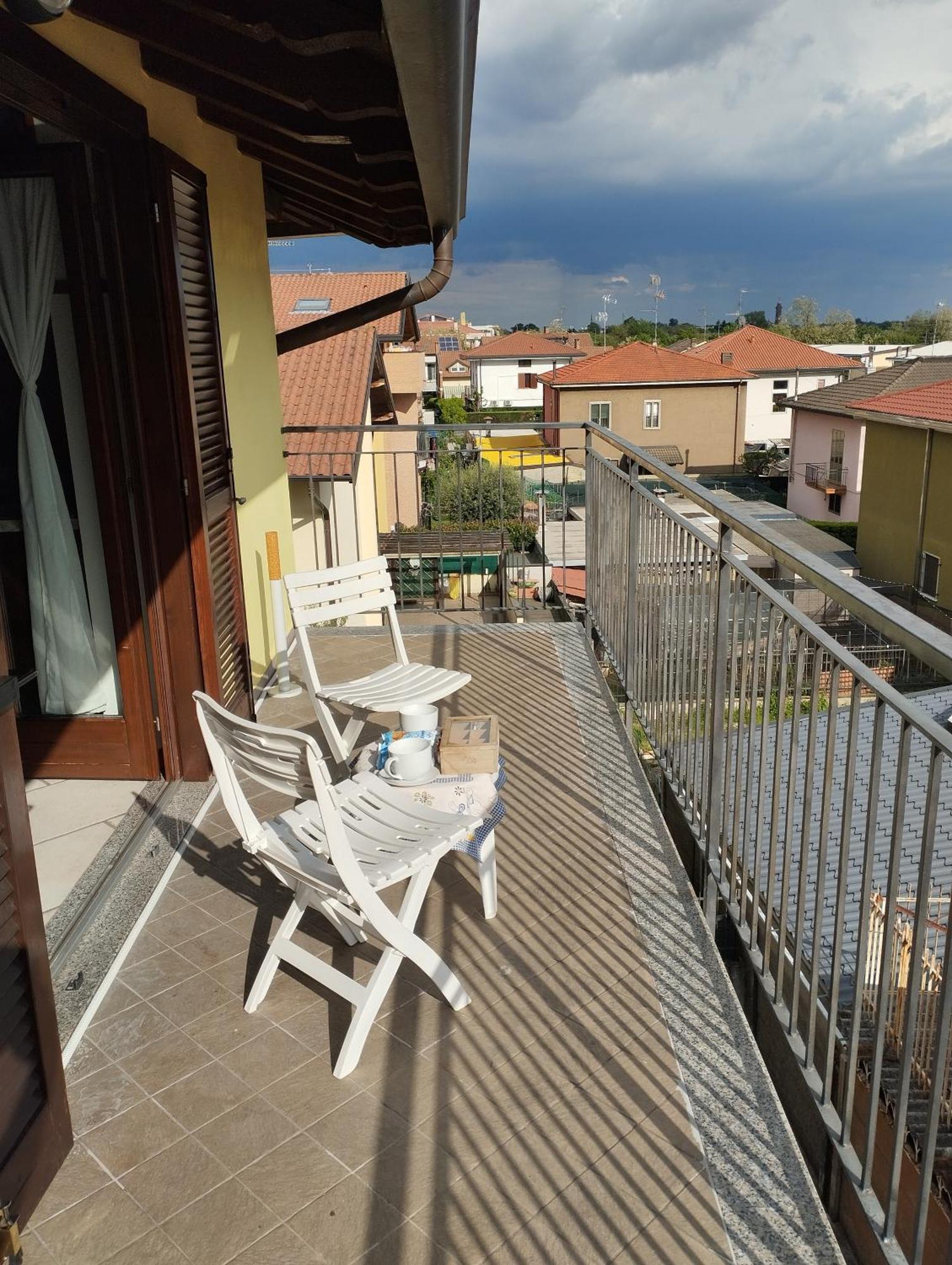 Malpensa Milano Intero Appartamento Cardano Al Campo Exteriör bild